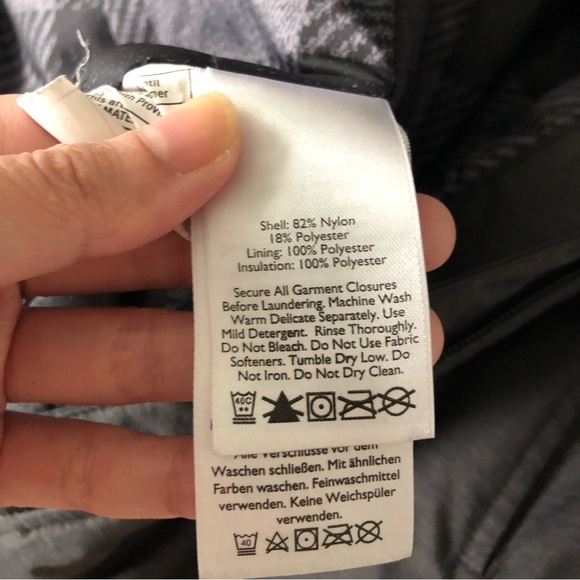 Eddie Bauer Coat. Size S - Picture 4 of 4
